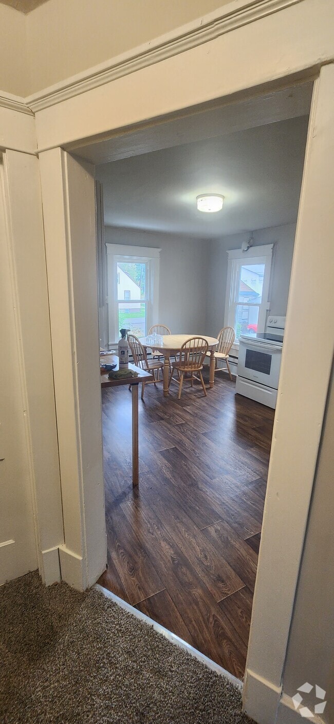 233 Cecelia St