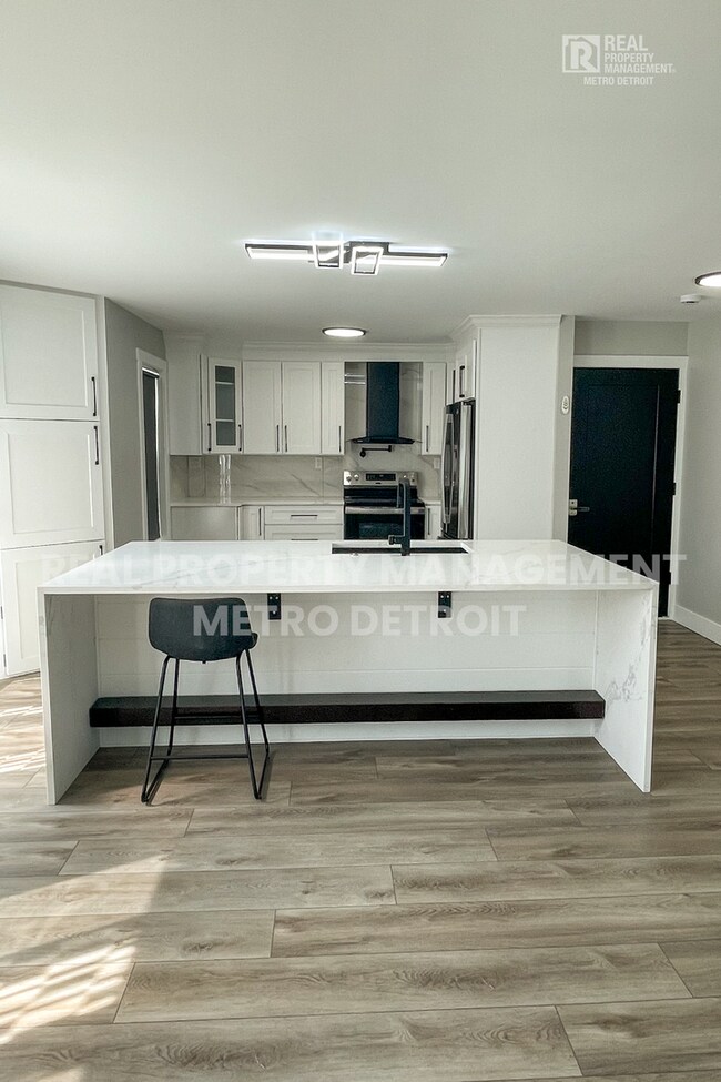 Foto del edificio - 22148 Dante St