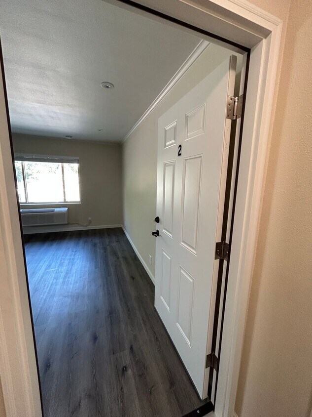 239 NE Lincoln St Unit 3, Hillsboro, OR 97124 Room for Rent in Hillsboro, OR