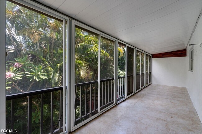 Foto del edificio - 2828 Jackson St
