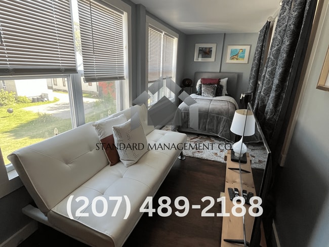 Building Photo - Fully Furnished 4 Bed Single Family House ...