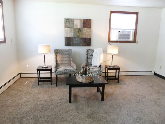 Living Room - Applewood Apartments