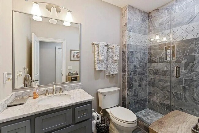 Foto del edificio - 2995 Manorview Ln