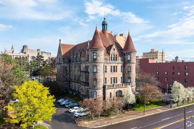 View Along Wyoming Avenue - Finch Towers