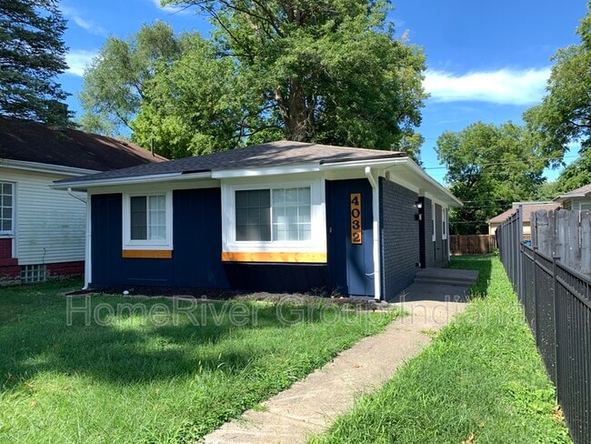 Foto del edificio - 4032 Rookwood Ave
