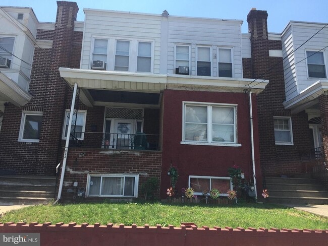 Building Photo - 622 Greenway Ave