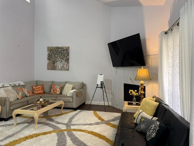 Foto del edificio - 2835 Keller Springs Rd