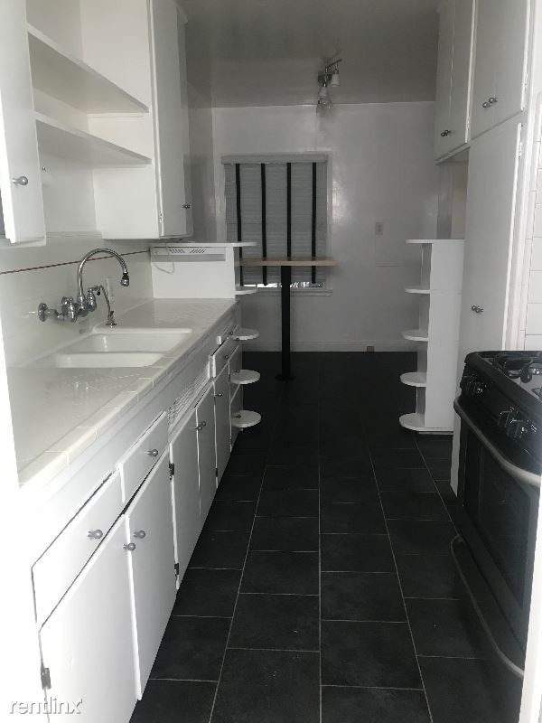Building Photo - 2 br, 1 bath Apartment - 1273 1/2 Devon Ave