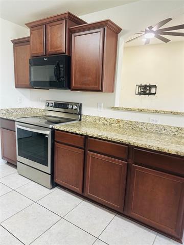 Foto del edificio - 1314 Tamarack Dr