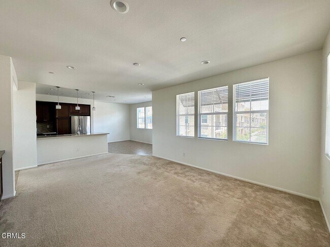 Building Photo - 5036 Manzano St