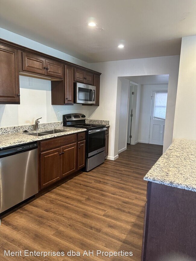 Foto del edificio - 4 br, 2 bath House - 601 N 73RD PL