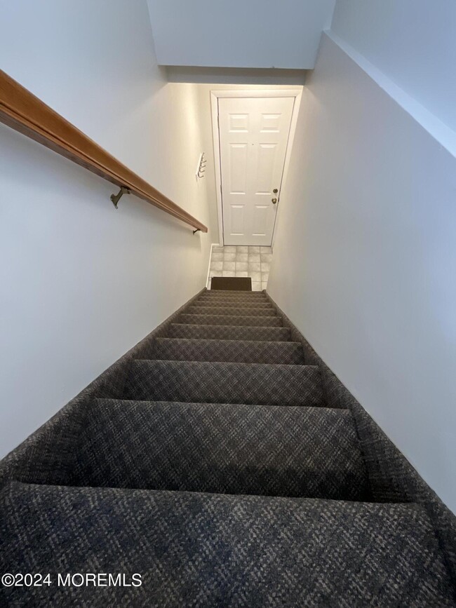 Building Photo - 898 NJ-34