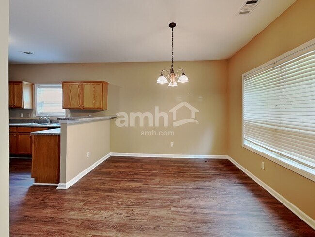 Foto del edificio - 4813 Madison Point Cir