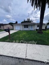 Building Photo - 7331 Parrot Dr