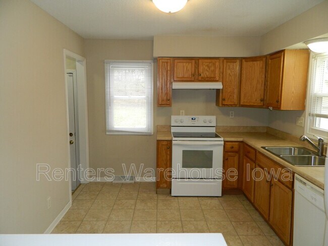 Foto del edificio - 4317 SE 8th St