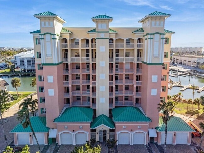 Foto del edificio - 170 Lenell Rd