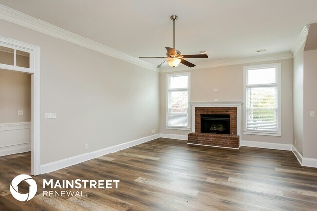 Foto del edificio - 1090 Swan Mill Ct