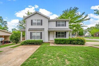 Building Photo - 109 Cunningham Pl Building Photo - 109 Cunningham Pl