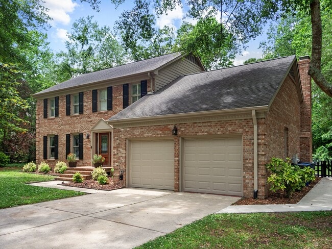 Building Photo - 939 Eton Dr