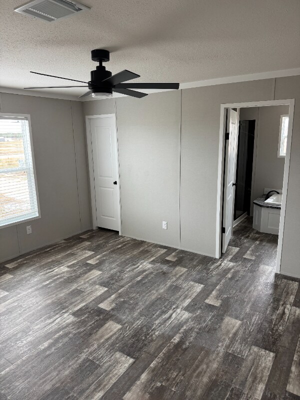 Building Photo - 324 Patriot Ln