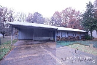 Building Photo - 1405 Pratt Cir