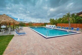 Building Photo - 7914 SE Villa Cir