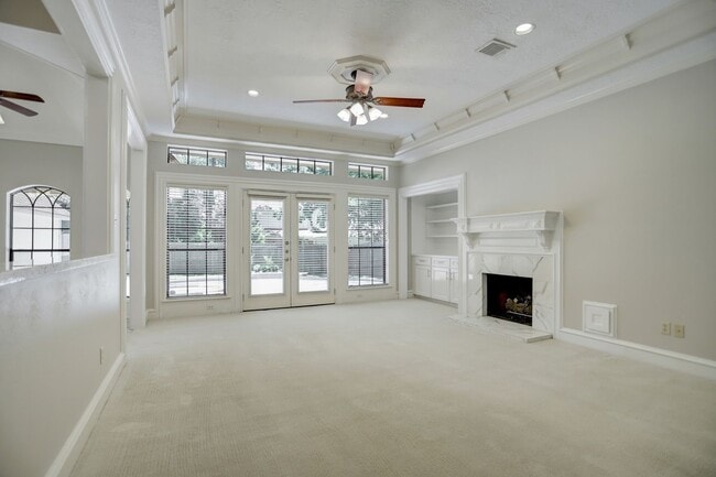 Building Photo - 127 Rush Haven Dr