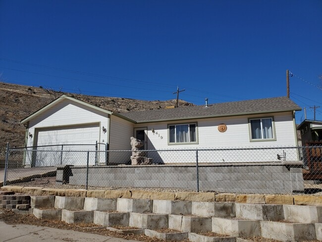 01_Exterior of Home - 419 Cooper Ave