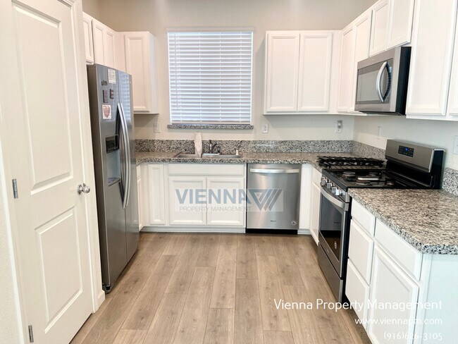 Building Photo - 709 Lincolnshire Cir