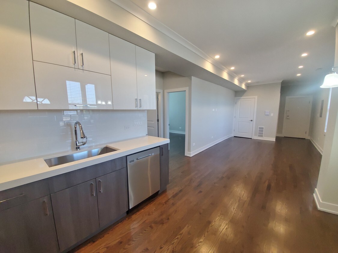 Foto principal - 4501 N Kedzie Ave