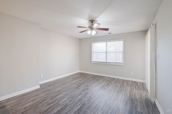 Building Photo - Triangle Park Apartments