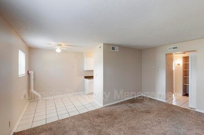 Building Photo - 4400 Coram Way