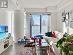 Building Photo - 87 Peter St