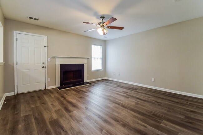Building Photo - 2441 Wood Bend Ln