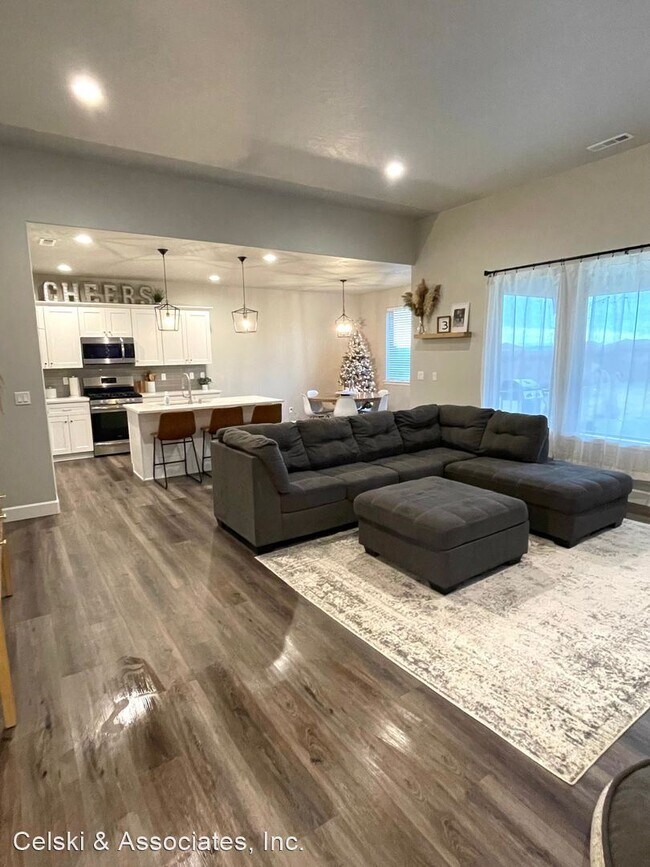 Foto del edificio - 3 br, 2 bath House - 650 Belmont Blvd