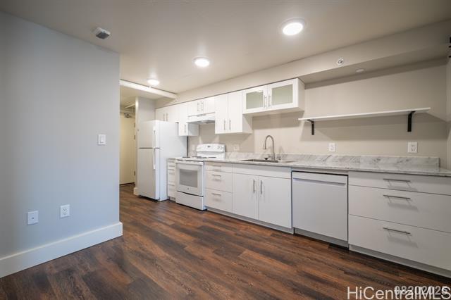 Building Photo - 803 Waimanu St