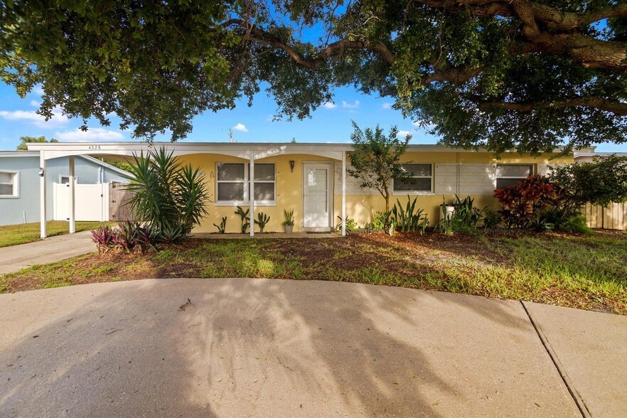 Primary Photo - 4326 Yorkshire Drive