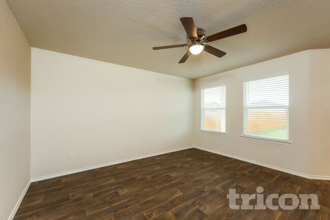 Building Photo - 13215 Winemaker Dr