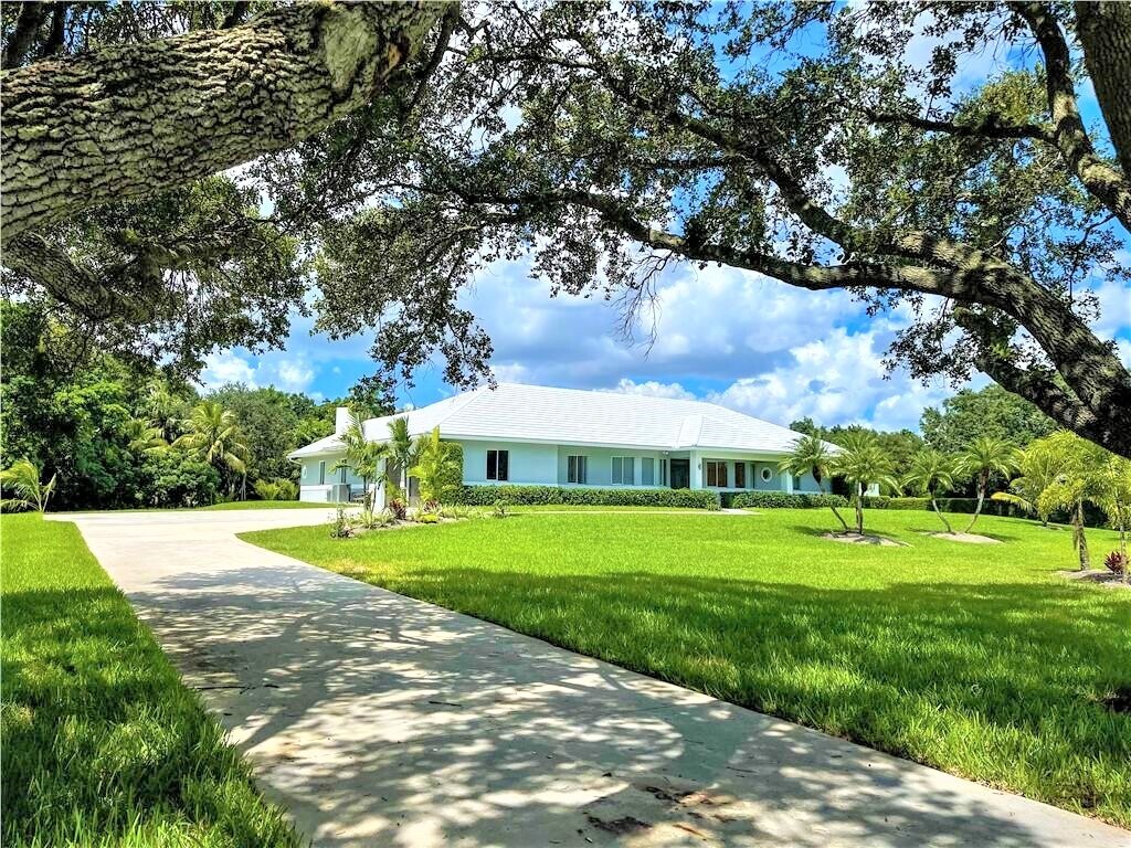 7101 Holatee Trl, Southwest Ranches, FL 33330 House Rental in