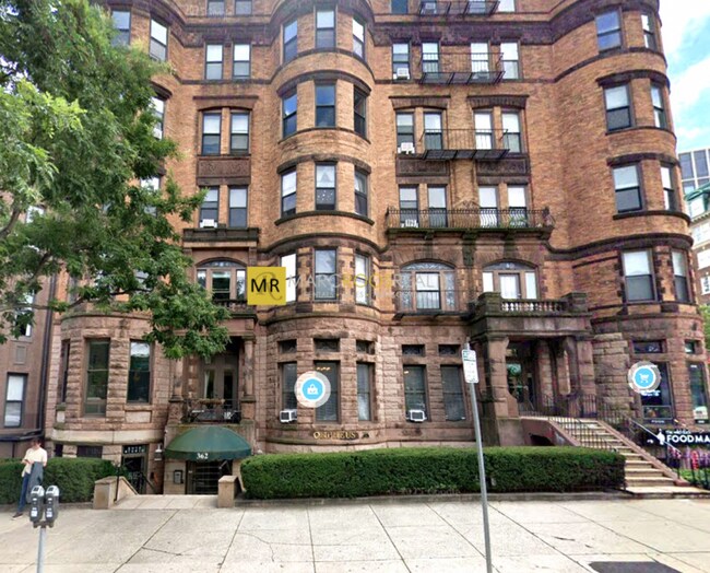 Building Photo - 366 Commonwealth Ave