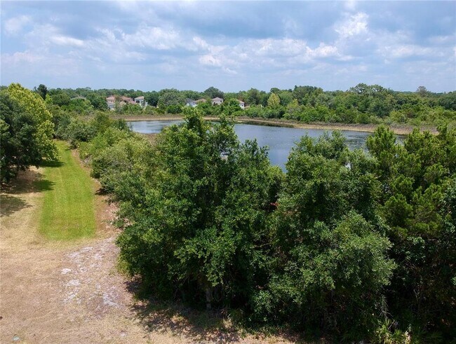 Foto del edificio - 15940 Stable Run Dr