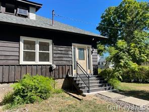 Building Photo - 14 Hasbrouck Ave