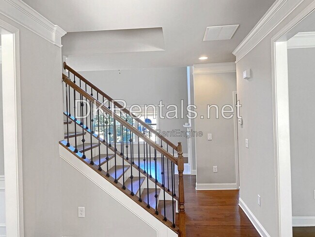 Building Photo - 582 Warrenton Run Dr