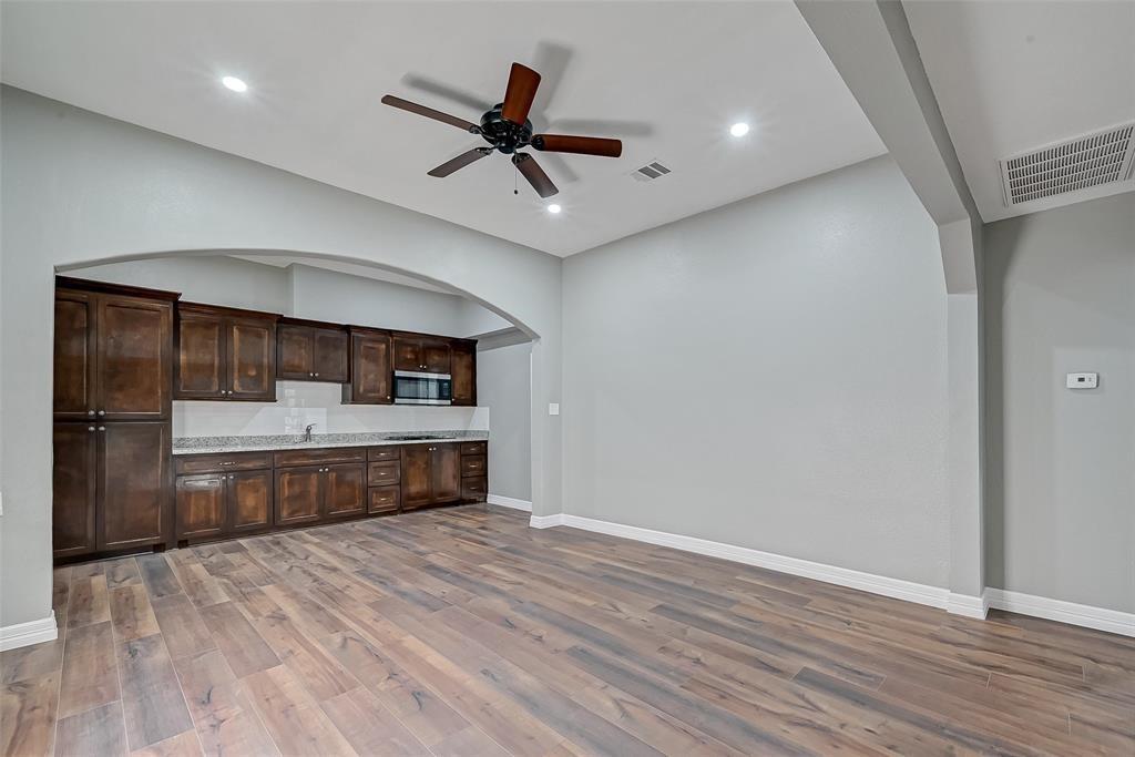 Foto principal - 1001 75th St