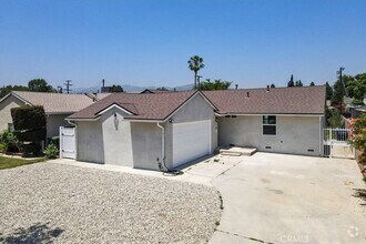 Building Photo - 17107 San Jose St