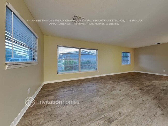 Foto del edificio - 404 Edwin St