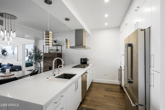 Foto del edificio - 7120 E Kierland Blvd