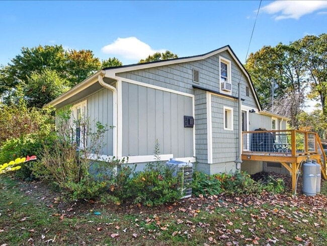 Building Photo - Wonderful Black Mountain Location-Long Term Rental