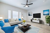 Foto principal - UT PRE-LEASE: Newly Updated 6 Bed / 3.5 Ba...