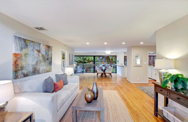 Foto del edificio - 1616 Magnolia Ave